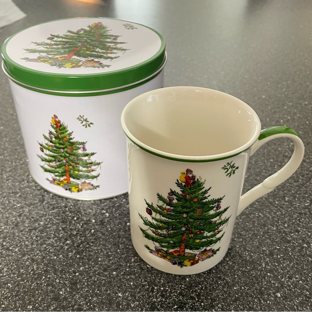 Spode Christmas Tree Mug in a Tin